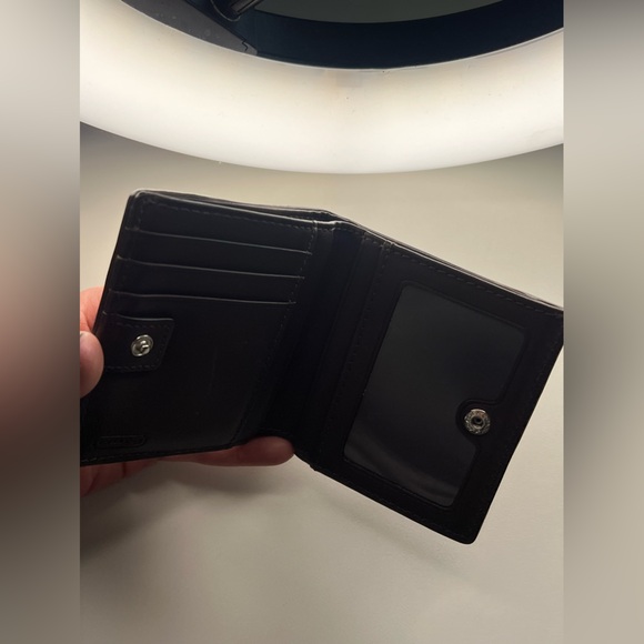 Coach Plum Soho Signature Bag F13740. Comes with small coach wallet!! - Picture 6 of 10